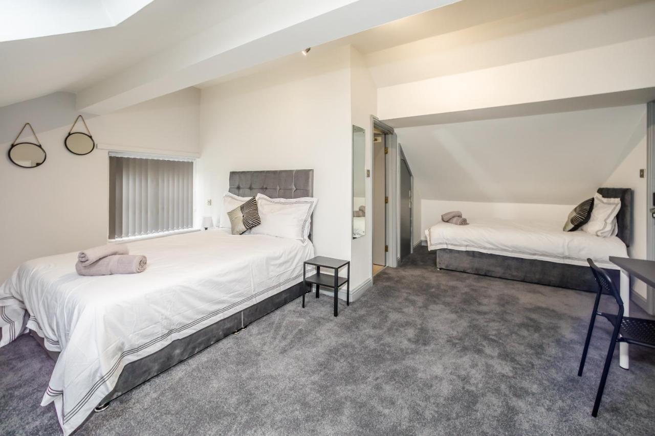 Huddersfield Central Lodge Eksteriør bilde