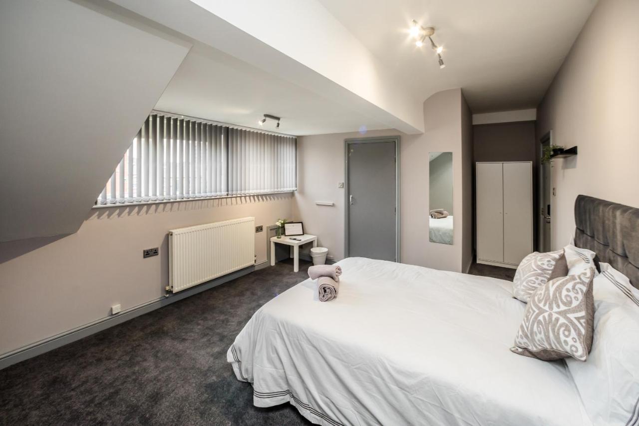 Huddersfield Central Lodge Eksteriør bilde